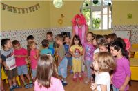 <p>Парти със Стефани</p>
