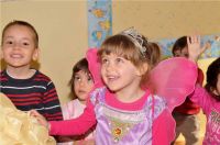 <p>парти с фея</p>