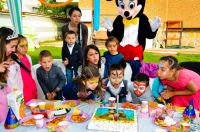 <p>Парти с Мики Маус</p>