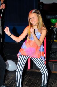 <p> Rock star party</p>