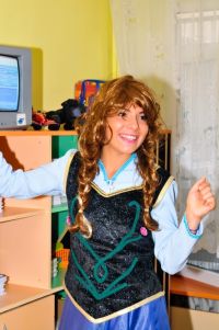 <p> Анна</p>