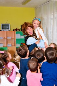 <p> Анна</p>